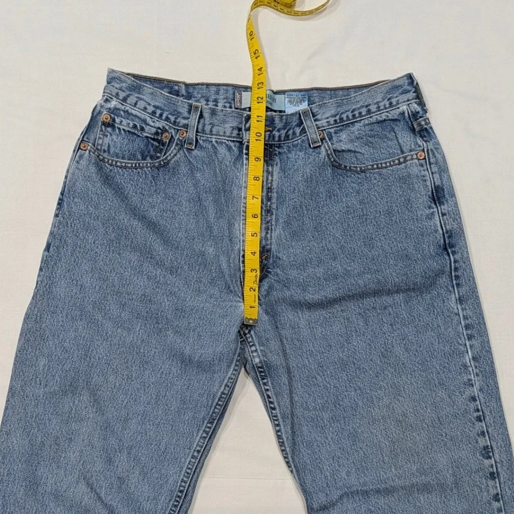 Levis levi 550